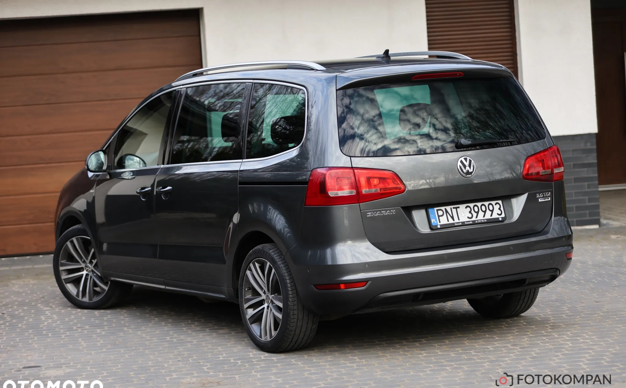 Volkswagen Sharan cena 57500 przebieg: 262418, rok produkcji 2014 z Jaworzno małe 781